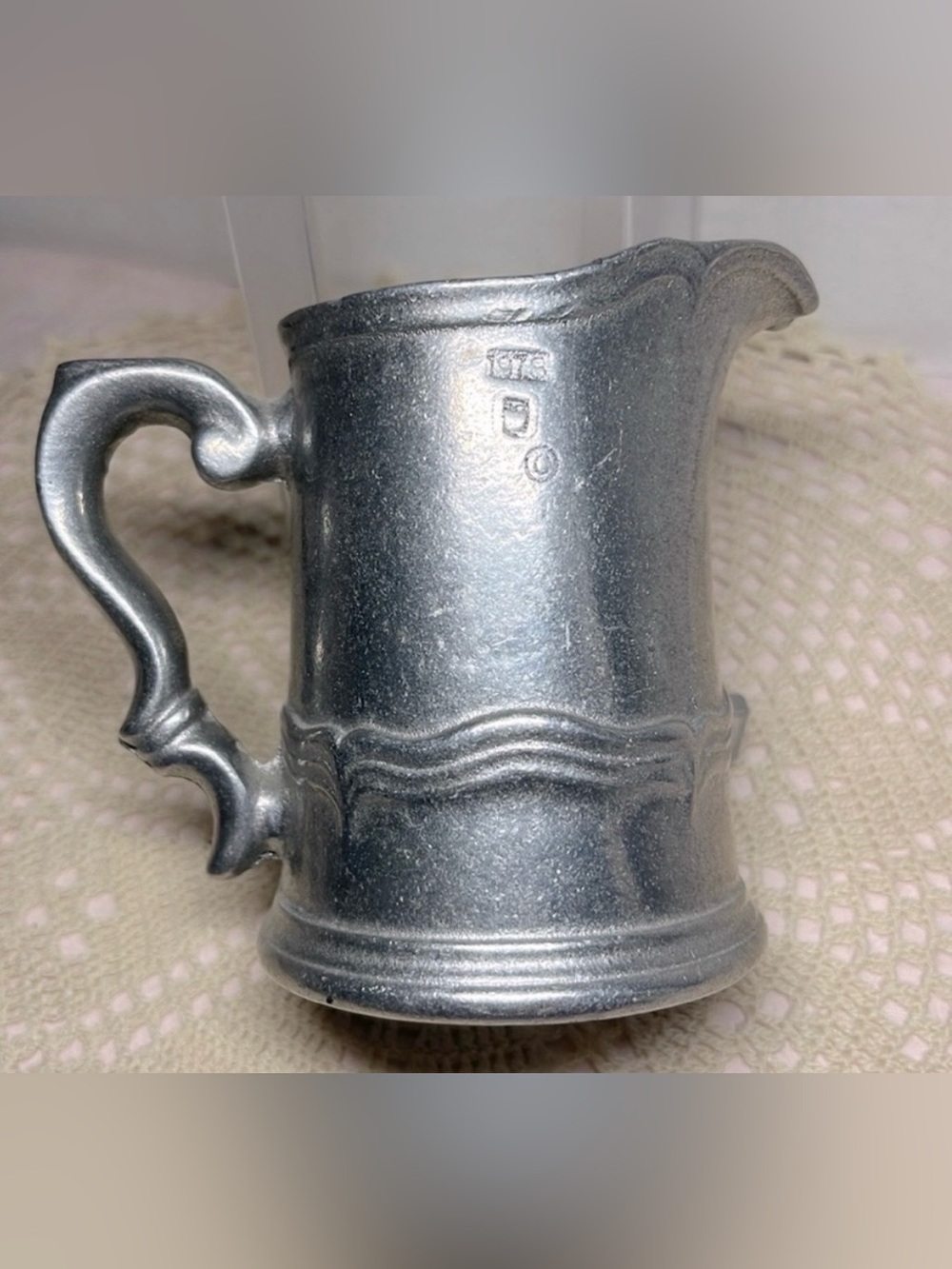 Vintage Wilton Armetale Queen Anne Mini Pitcher Creamer Country Ware 1978 RWP
